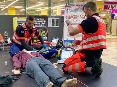 KARLOVARSKÝM KRAJEM SE V RÁMCI CVIČENÍ ´KARLOVARSKÁ PUTOVNÍ 155´ PROHÁNĚLY SANITKY Z CELÉ REPUBLIKY